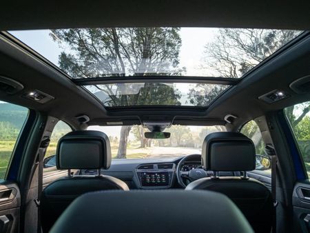 2023-Volkswagen-Tiguan-R-20-TSI-4M-Auto-235kw_22
