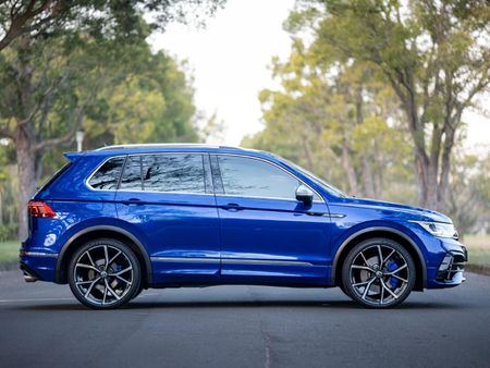 2023-Volkswagen-Tiguan-R-20-TSI-4M-Auto-235kw_7