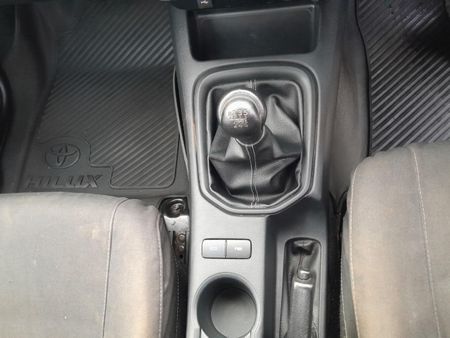 2025-Toyota-Hilux-24-GD-6-Raised-Body-Raider-Single-Cab_9