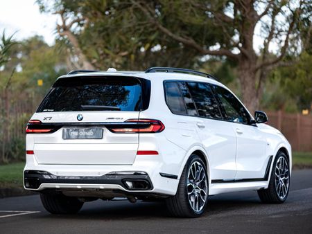 2024-BMW-X7-xDrive-40d-M-Sport-Pro_6