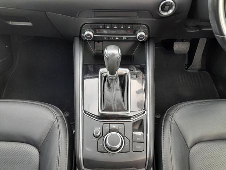 2020-Mazda-CX-5-22-DE-Akera-Auto-AWD_11
