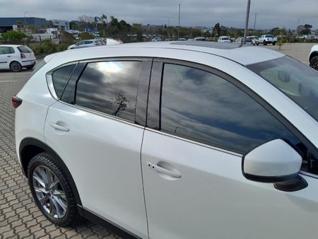 2020-Mazda-CX-5-22-DE-Akera-Auto-AWD_18