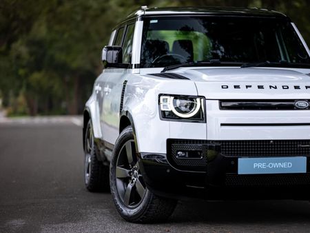 2022-Land-Rover-Defender-110-D240-HSE-X-Dynamic-177kw_17