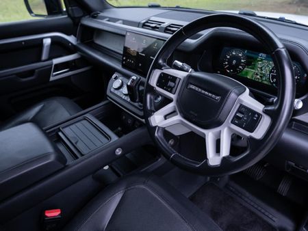 2022-Land-Rover-Defender-110-D240-HSE-X-Dynamic-177kw_20