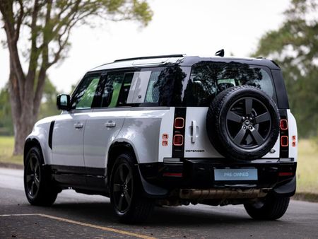 2022-Land-Rover-Defender-110-D240-HSE-X-Dynamic-177kw_4