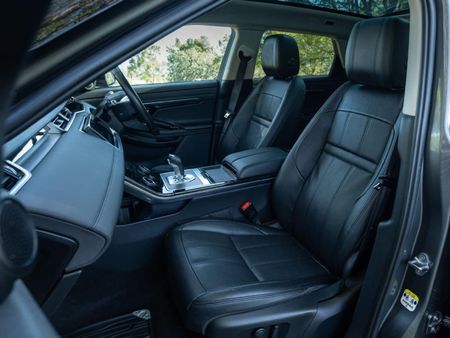 2019-Land-Rover-Range-Rover-Evoque-20-D-SE-132kW-D180_12