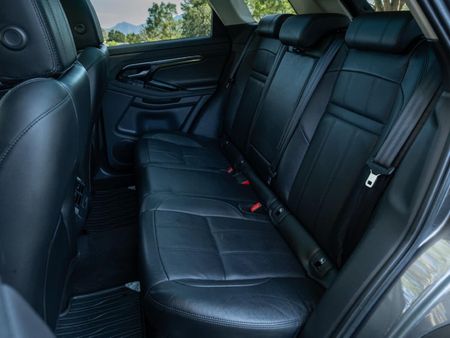 2019-Land-Rover-Range-Rover-Evoque-20-D-SE-132kW-D180_13