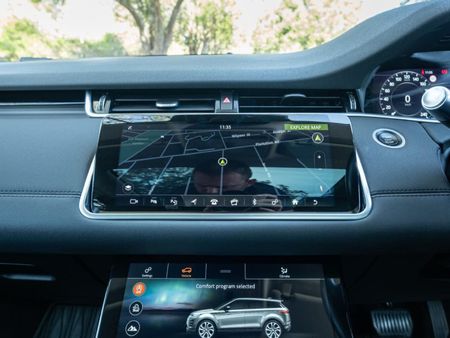 2019-Land-Rover-Range-Rover-Evoque-20-D-SE-132kW-D180_19