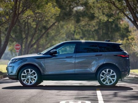 2019-Land-Rover-Range-Rover-Evoque-20-D-SE-132kW-D180_2
