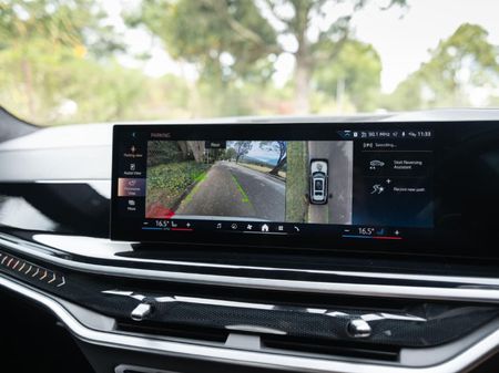 2023-BMW-X7-xDrive-40d-M-Sport-Pro_15