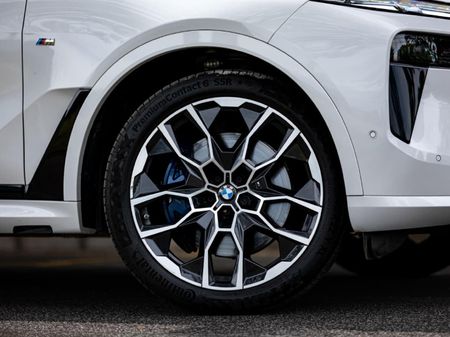 2023-BMW-X7-xDrive-40d-M-Sport-Pro_19