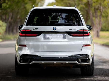 2023-BMW-X7-xDrive-40d-M-Sport-Pro_5