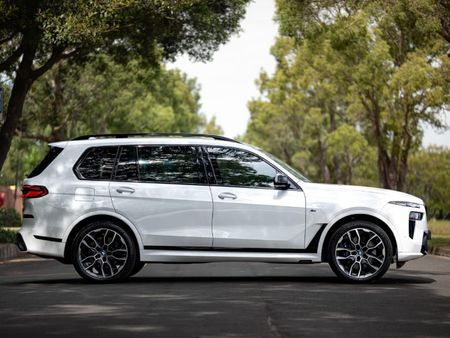 2023-BMW-X7-xDrive-40d-M-Sport-Pro_7