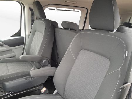 2025-Ford-Tourneo-Custom-20-TDCi-LWB-Trend-Auto_12