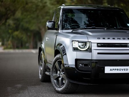 2022-Land-Rover-Defender-90-D300-HSE-X-Dynamic_17