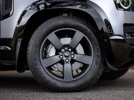 2022-Land-Rover-Defender-90-D300-HSE-X-Dynamic_19