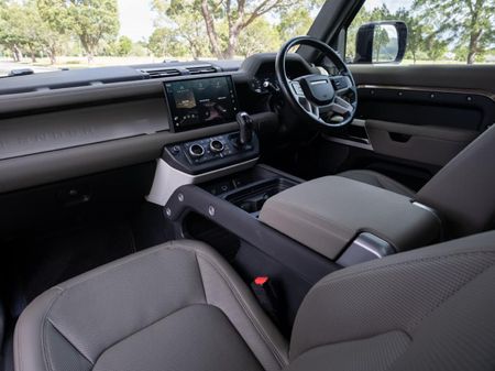 2022-Land-Rover-Defender-110-D300-HSE-X-Dynamic_21