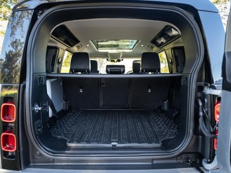 2020-Land-Rover-Defender-110-D240-First-Edition-177kW_9