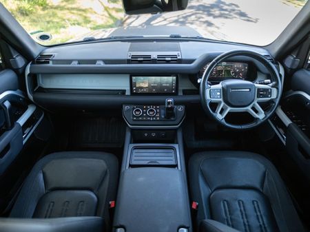 2020-Land-Rover-Defender-110-D240-First-Edition-177kW_11