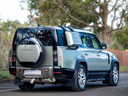 2024-Land-Rover-Defender-130-30D-X_6