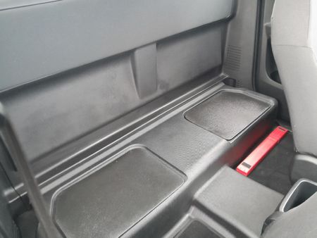 2024-Isuzu-D-Max-19-DDI-HR-Extended-Cab_12