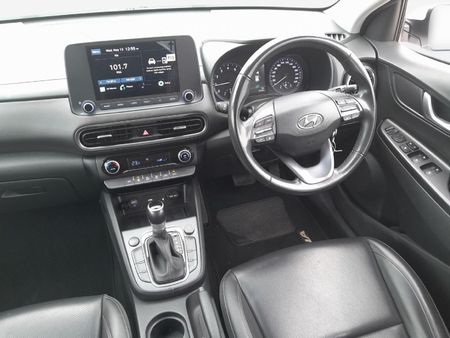 2023-Hyundai-Kona-20-Executive-IVT_10