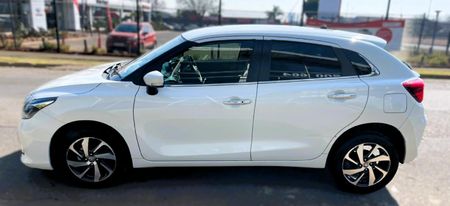 2022-Toyota-Starlet-15-XR-Auto_3