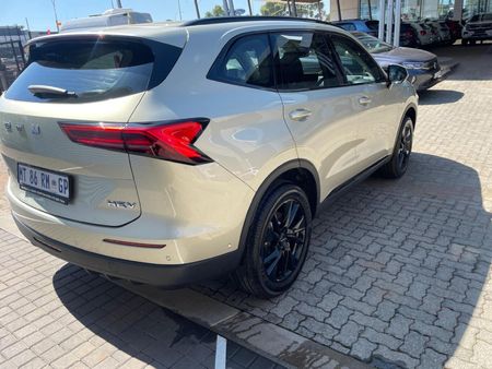2026-Haval-H6-15T-Hybrid-Luxury-DHT_6
