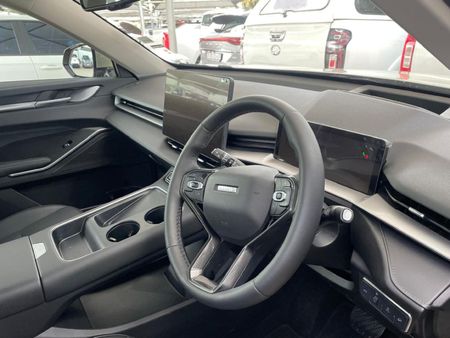 2026-Haval-H6-15T-Hybrid-Luxury-DHT_8