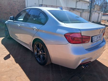 2018-BMW-3-Series-320i-M-Sport-Auto_2