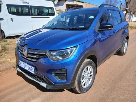 2021-Renault-Triber-10-Expression_1
