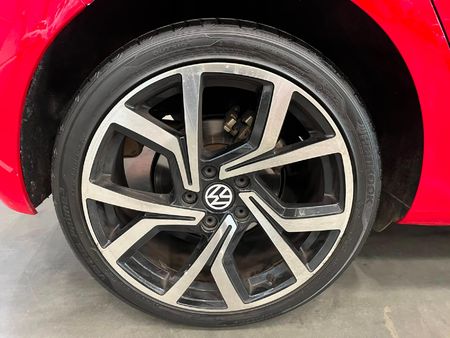 2018-Volkswagen-Golf-VII-10-TSI-Trendline_8