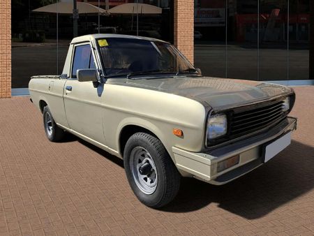 1999-Nissan-1400-5-spd_0