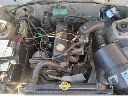 1999-Nissan-1400-5-spd_9