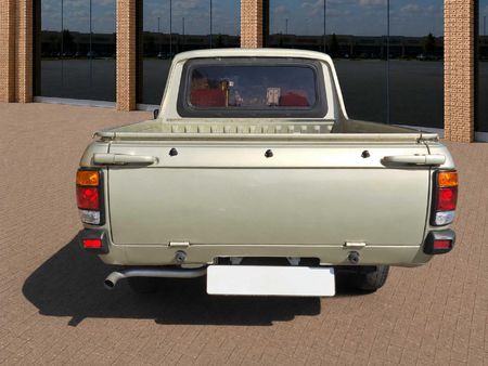 1999-Nissan-1400-5-spd_7