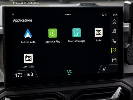 2025-Renault-Duster-13T-Intens-EDC_14