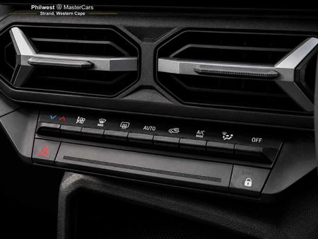 2025-Renault-Duster-13T-Intens-EDC_23