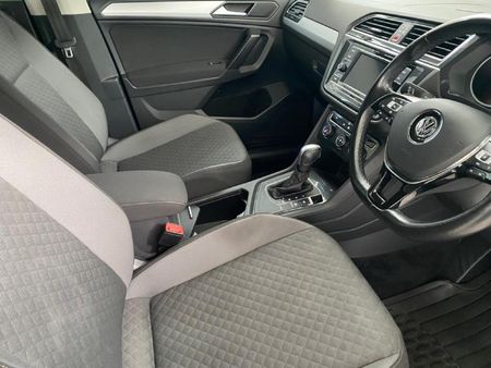 2021-Volkswagen-Tiguan-Allspace-14-TSI-Trendline-Auto-110kW_11