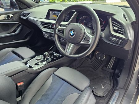 2024-BMW-1-Series-118i-Mzansi-Edition-Auto_8