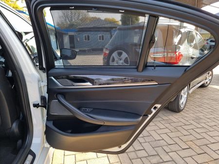 2017-BMW-5-Series-530d-M-Sport-Auto_12