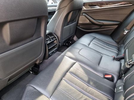 2017-BMW-5-Series-530d-M-Sport-Auto_13