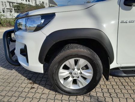 2018-Toyota-Hilux-24-GD-6-SRX-4x4-Auto-Double-Cab_14