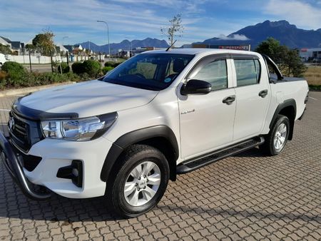 2018-Toyota-Hilux-24-GD-6-SRX-4x4-Auto-Double-Cab_2