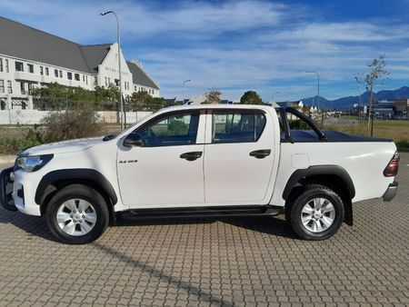 2018-Toyota-Hilux-24-GD-6-SRX-4x4-Auto-Double-Cab_3