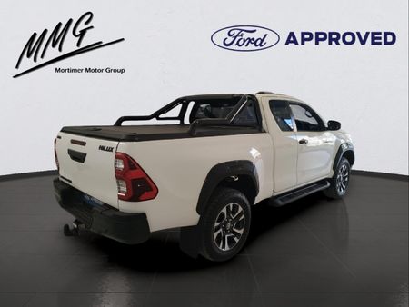 2025-Toyota-Hilux-28-GD-6-RB-Legend-55-Auto-Extended-Cab_2