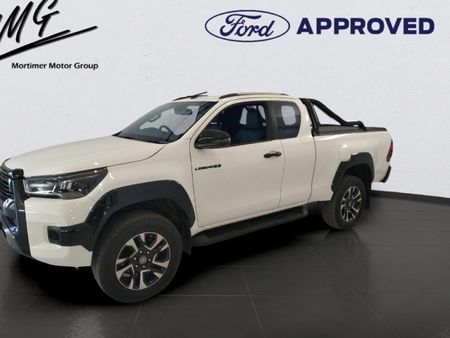 2025-Toyota-Hilux-28-GD-6-RB-Legend-55-Auto-Extended-Cab_5