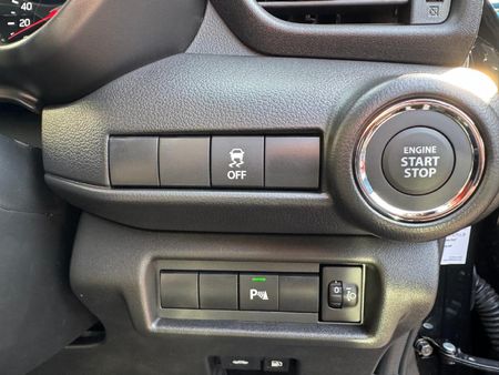 2026-Suzuki-Swift-12-GLX-Auto_14