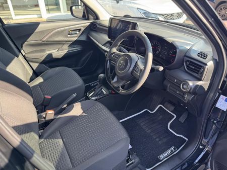 2026-Suzuki-Swift-12-GLX-Auto_16