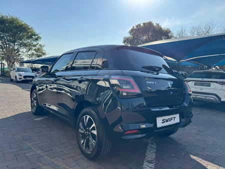 2026-Suzuki-Swift-12-GLX-Auto_4
