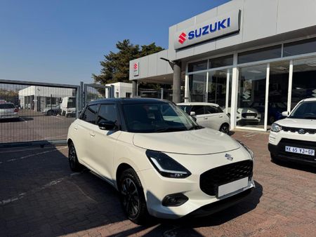 2025-Suzuki-Swift-12-GLX_0